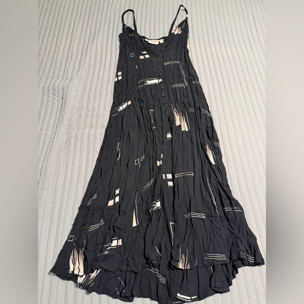 Chic Black and White Patterned Maxi Dress